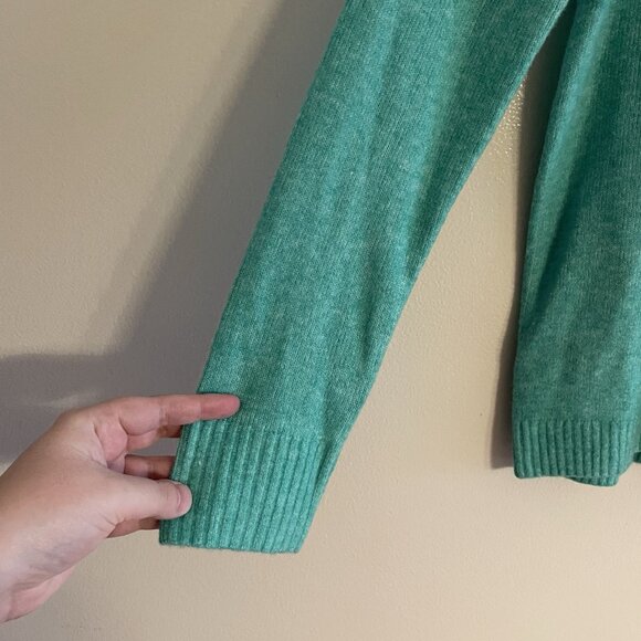 LOFT Women XS Green Soft Knit Wool Blend Crew Neck Pullover Relaxed Sweater NWT - Picture 4 of 10